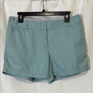 J. Crew Factory Women's Mint Green Chino Shorts. Women’s size 6.